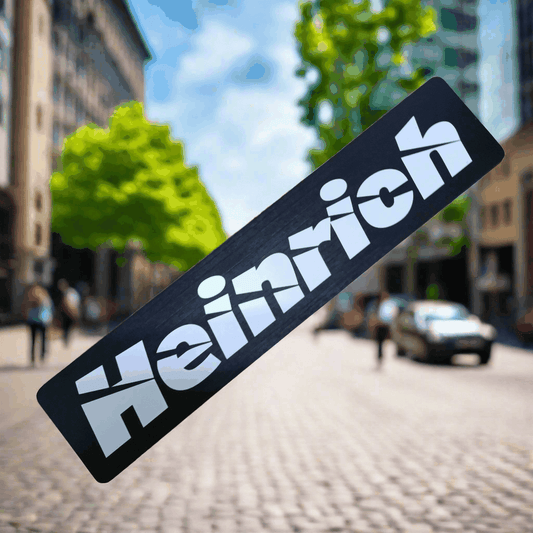 LKW-Namensschild 'Heinrich' aus Alu-Verbundplatte mit Saugnäpfen, B-Ware, 520x112 mm, preisreduziert