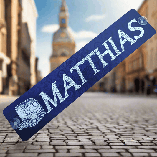 LKW-Namensschild 'MATTHIAS' in Blau mit Saugnäpfen, B-Ware, 3mm Alu-Verbundplatte, Größe 520x112mm, reduziert im Sonderpreis.