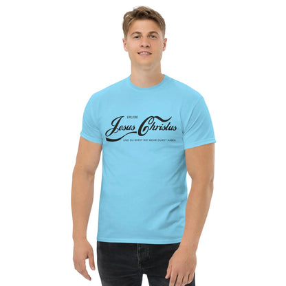 Blue T-shirt featuring 'Erlebe Jesus Christus und du wirst nie mehr Durst haben' design, worn by a male model.
