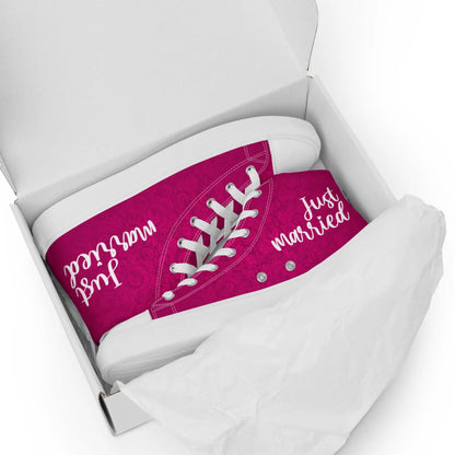Pink 'Just Married' women's sneakers in a box, featuring stylish design and high profile, perfect for weddings.